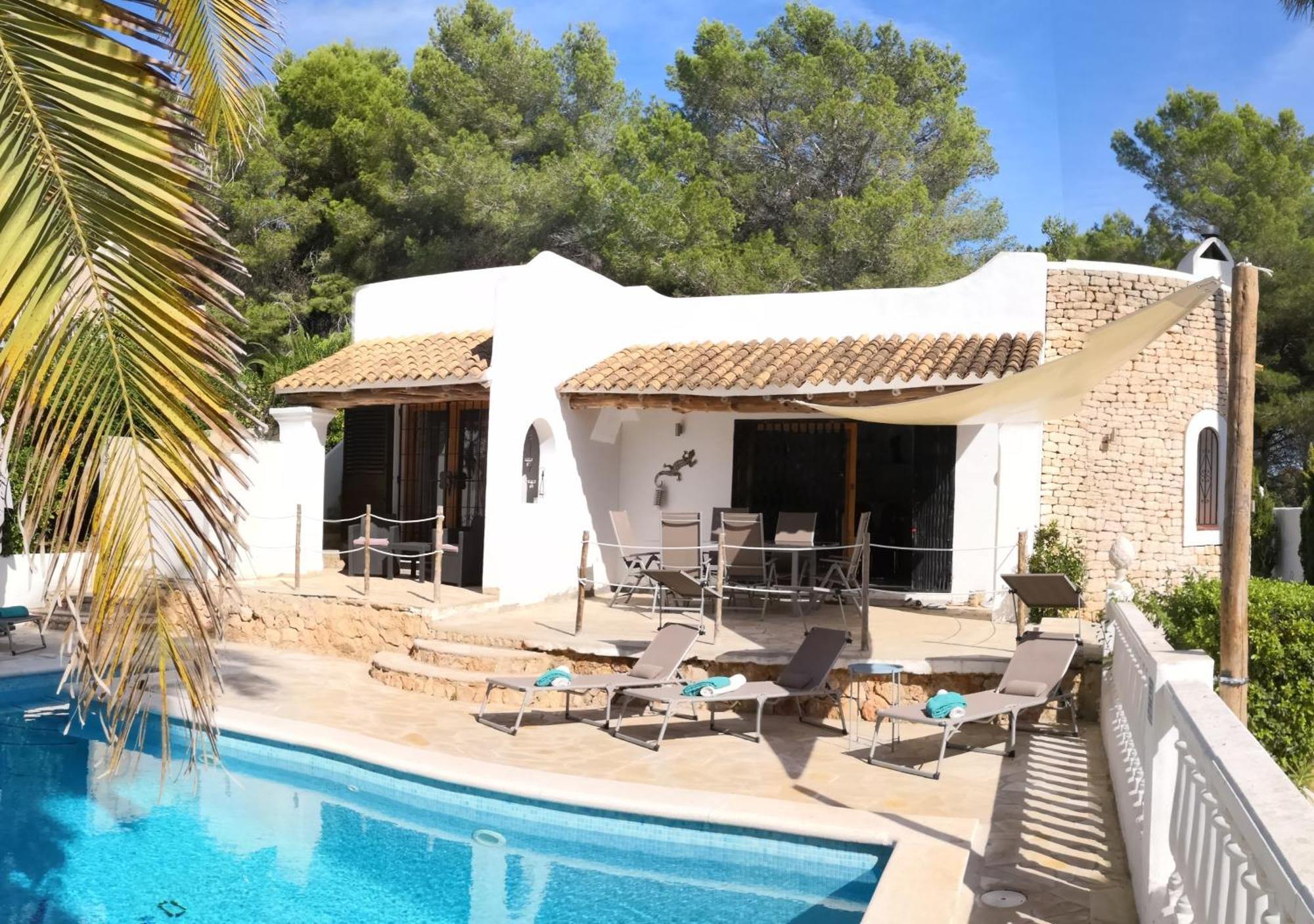 Private Villa Mit Eigenem Pool Unter Palmen Cala Llenya Exterior foto